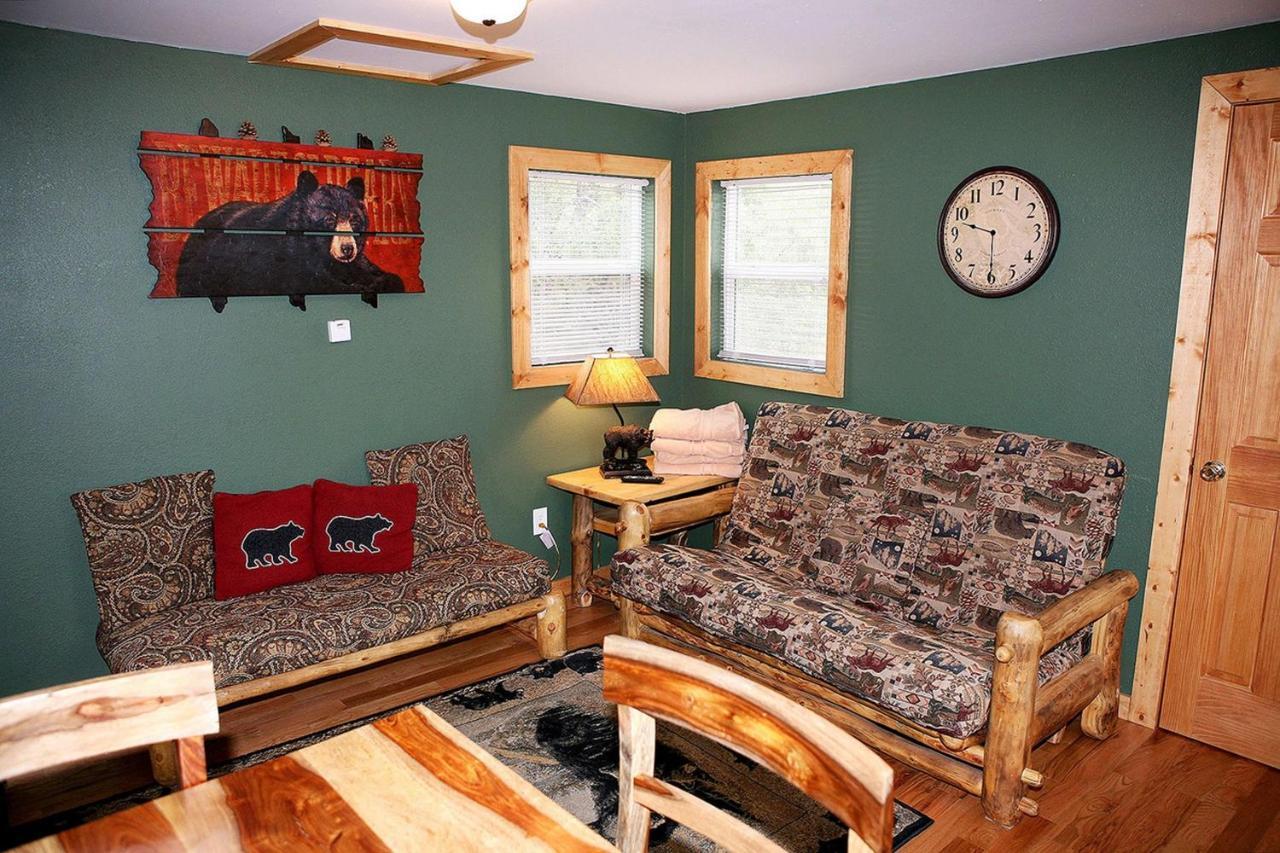 Lazy R Cottages With Hot Tubs By Rocky Mountain Resorts Estes Park Room photo